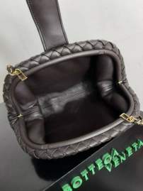 Picture of Bottega Veneta Handbags _SKUfw205713318fw